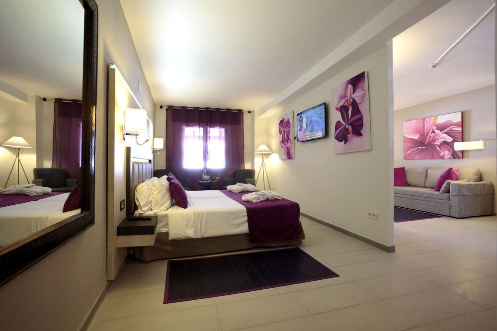 Fergus Style Bahamas (Adults Only) Hotel Playa d'en Bossa Luaran gambar