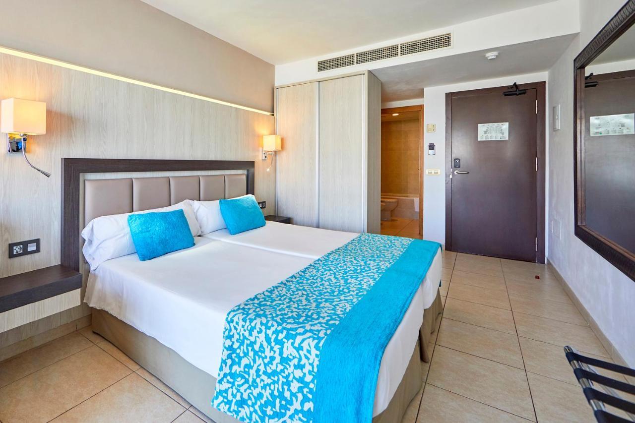 Fergus Style Bahamas (Adults Only) Hotel Playa d'en Bossa Luaran gambar